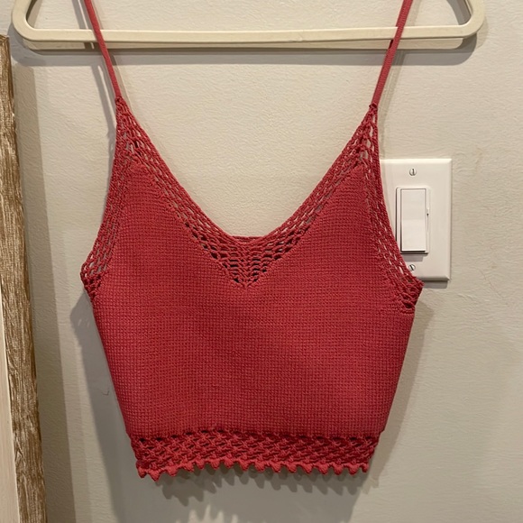 American Eagle Outfitters Tops - American eagle knit dark pink tank